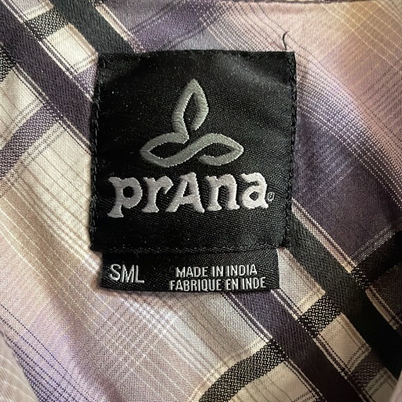 Prana button down - Picture 2 of 3